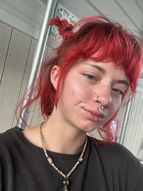 Skinny Redhead Flashes Her Big Ass in Shorts Selfie – photo 3 of 13