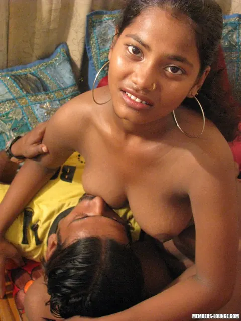 Busty Indian MILF Takes Anal and Gives a Blowjob – photo 5 of 11