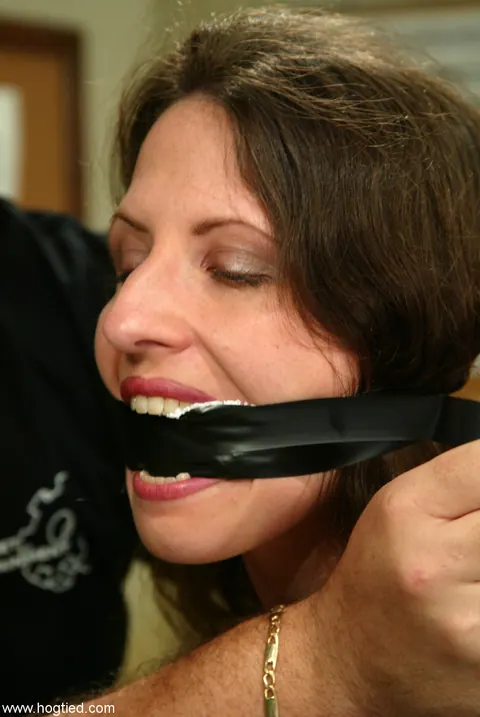 Lena Ramon: Brunette MILF Tied Up and Spreads Her Legs in Bondage – photo 4 of 17