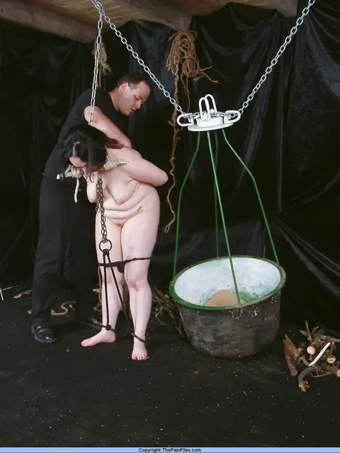 Nimue Allen: Curvy British Brunette with Big Natural Tits in Bondage Restraints – photo 7 of 16
