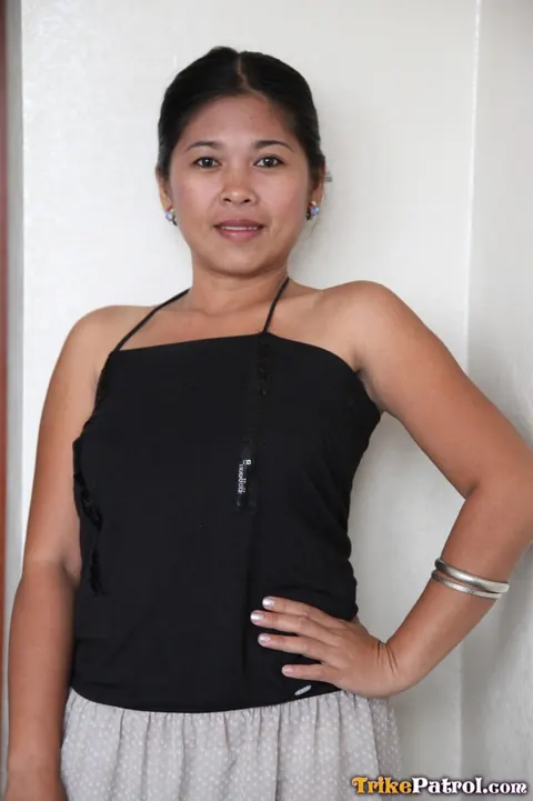 Asian MILF Undresses and Poses in a Hotel Room – photo 3 of 20