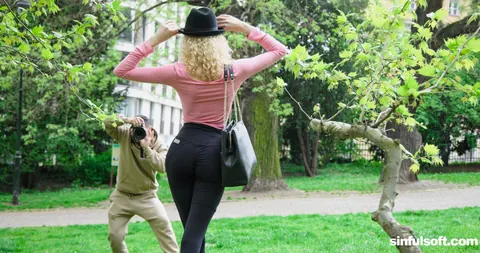 Isabella De Laa: Skinny Blonde in Stockings and Heels Joins a Threesome – photo 3 of 21