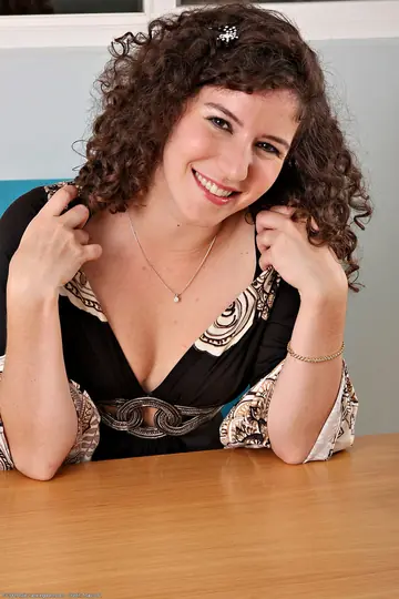 Sativa Verte – Curly Brunette Reveals Her Natural Tits and Hairy Pussy
