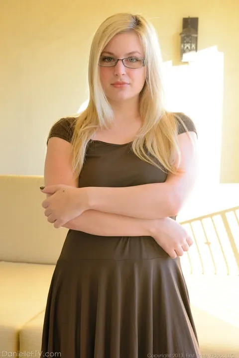 Busty Blonde in Glasses and High Heels Toys Her Ass – photo 2 of 15