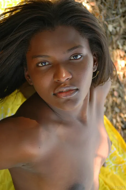 Petite Ebony Woman Spreads Her Shaved Pussy Outdoors – photo 6 of 20