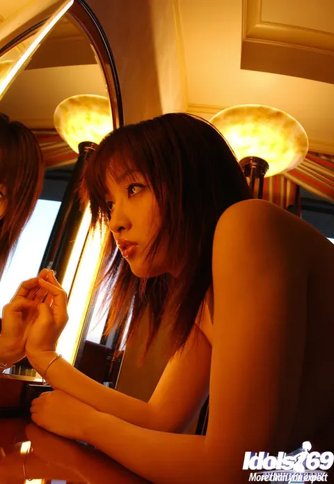 Sakura Shiratori: Busty Japanese Babe with a Thick Figure and Big Ass Undresses Nude – photo 8 of 13
