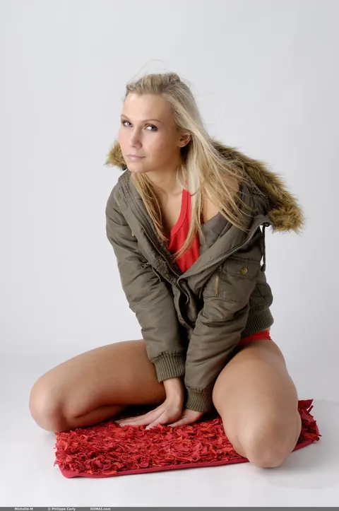 Lizzy Merova: Blonde PAWG in Panties Poses and Arches Her Back – photo 2 of 21