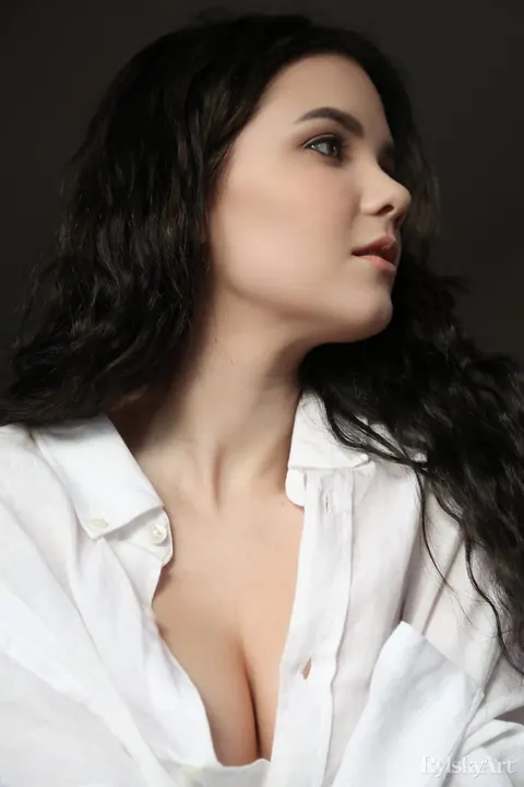 Chanel Fenn: Brunette with Small Natural Tits Spreads Her Hairy Pussy and Licks Fingers – photo 1 of 16