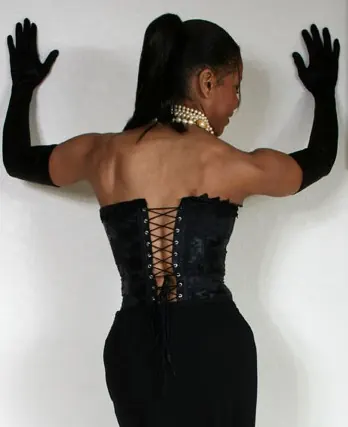 Semmie Desuora: Mature Ebony Brunette Unveils Big Natural Tits from Corset – photo 9 of 14