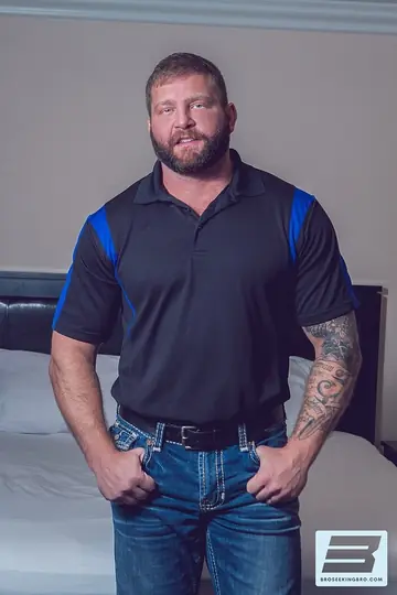 Man Takes Anal and Strokes to Cumshot