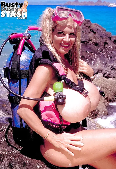 Busty Dusty: Blonde MILF Bares Her Enhanced Tits and Hairy Pussy on the Beach – photo 2 of 16