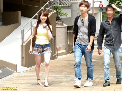Moe Sakura: Japanese Brunette Spreads Her Hairy Pussy for an Anal Threesome – photo 2 of 9