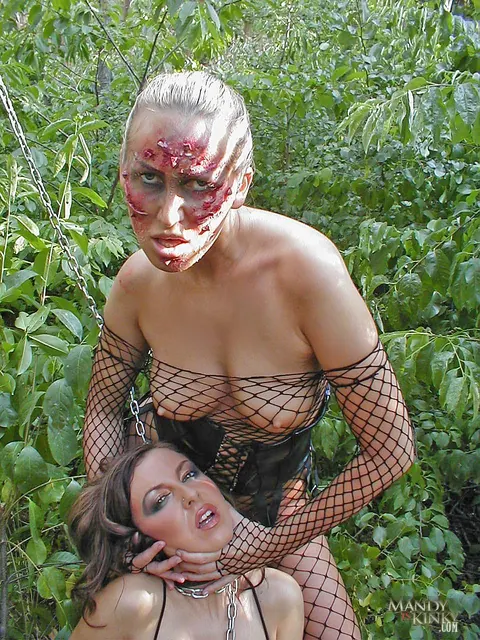 Mandy Bright: Hungarian MILFs in Pantyhose Kiss, Lick and Finger Outdoors – photo 13 of 17