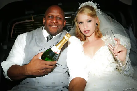 Eidyia: Tall Blonde with Big Natural Tits Takes BBC at a Wedding – photo 3 of 15
