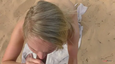 Malisa Moir: Blonde in a Bikini Gives a Blowjob on the Beach – photo 18 of 21