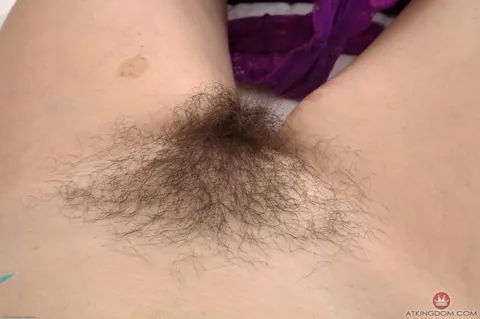 Sadie Lune: Tall Brunette MILF Pulls Pantyhose Aside to Finger Her Hairy Pussy – photo 14 of 21