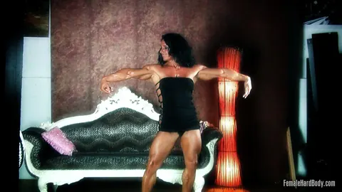 Debbie Bramwell: Curvy Brunette MILF Poses and Shows Her Body – photo 6 of 21