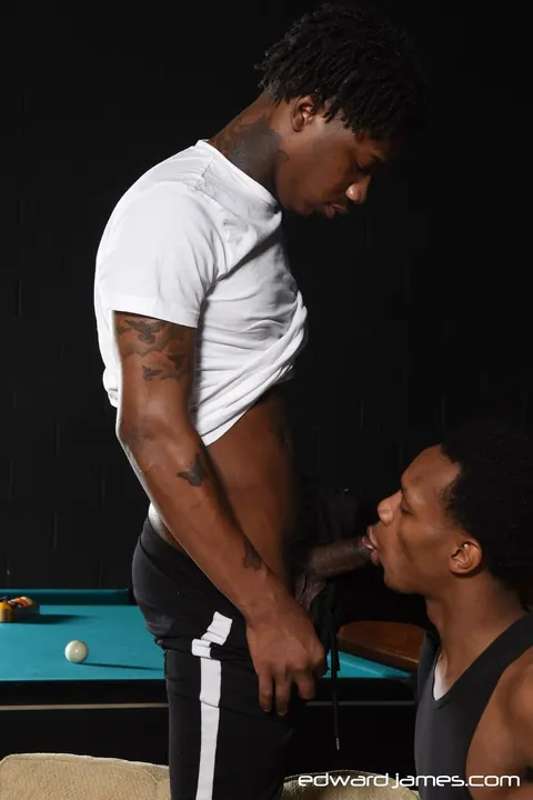 Two Men Ride Each Other and Finger Asses – photo 4 of 20