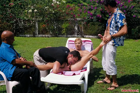 Janet Alfano: Tall Czech MILF Takes Double Penetration and a Cumshot Outdoors – photo 3 of 13
