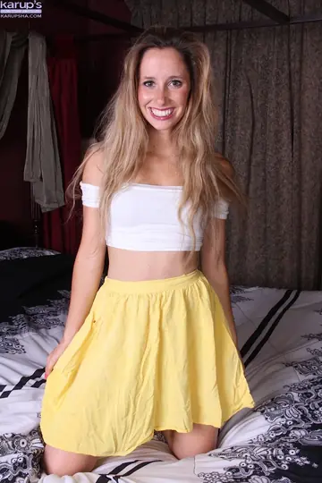 Piper Candlewick – Blonde with Big Natural Tits Sucks Cock and Uses a Ribbed Vibrator