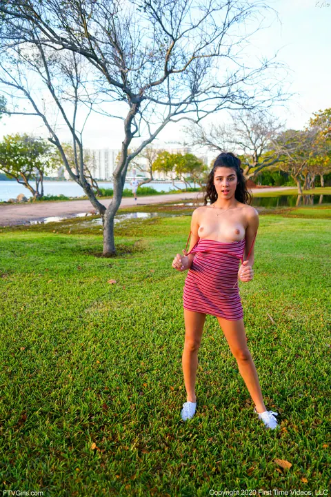 Kylie Rocket: Tall Brunette with Small Natural Tits Reveals Her Body on the Beach – photo 17 of 21