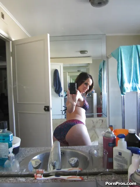 Jada Stevens: Brunette Strips Out of Her Bikini in the Bathroom Mirror – photo 4 of 16