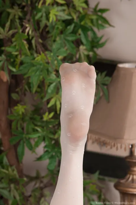 Emma Evins: Redhead Shows Hairy Armpits and Spreads Her Bush on the Sofa – photo 12 of 21