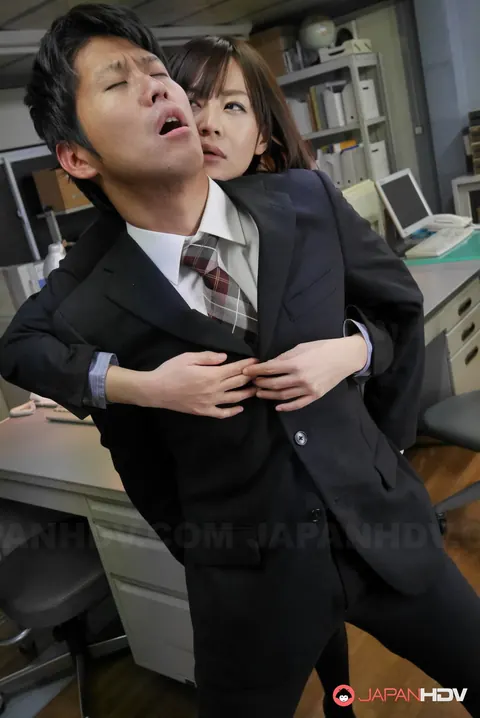 Asuka Kyono: Japanese MILF in Stockings Rides Her Partner in the Office – photo 2 of 20