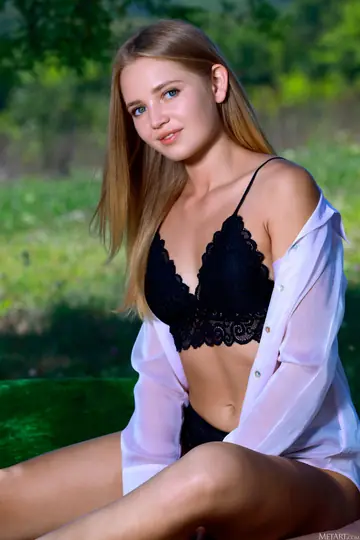 Russian Woman in Lingerie Spreads Her Shaved Pussy Outdoors