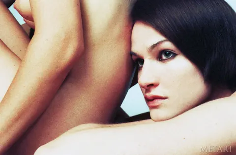 Woman Undresses Fully in Glamour Photo Series – photo 16 of 20
