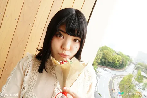 Japanese Brunette Holds a Bouquet in a Skirt – photo 6 of 15