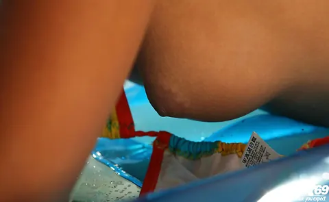 Yoko Yoshikawa: Thick Japanese Brunette Sheds Her Bikini Poolside – photo 14 of 16