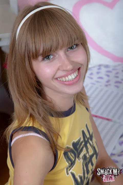 Aina Barnes: Woman Takes Anal and Swallows His Load – photo 1 of 15