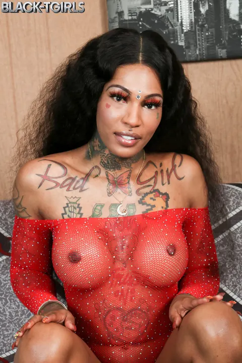 Thick Ebony Trans Woman Strokes Her Cock and Spreads Her Cheeks – photo 1 of 16