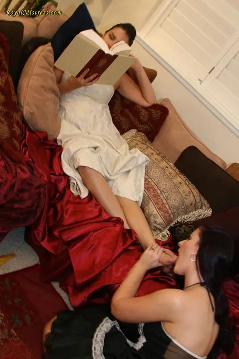 Brunette Mistress Reads While Maid Worships Her Feet – photo 4 of 12