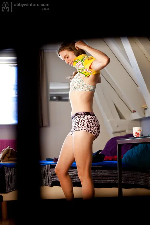 European Brunette Masturbates and Spreads in Shorts – photo 9 of 16