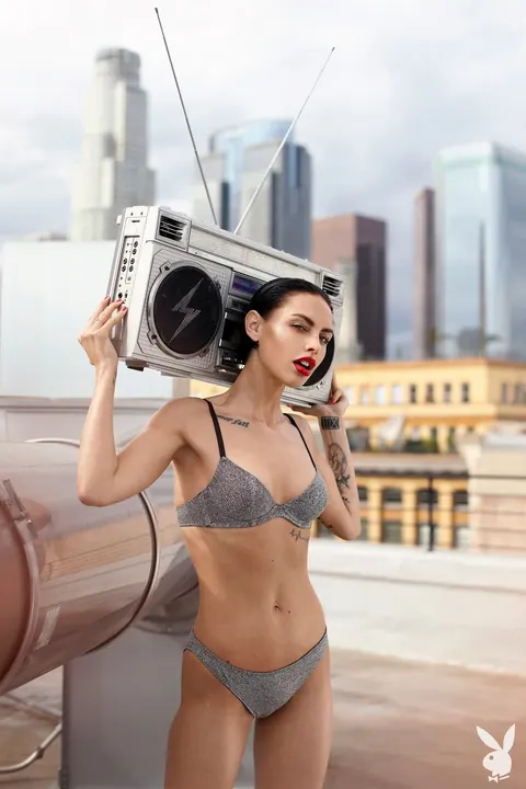 Teela Laroux: Tall Brunette Holds Her Bikini Top Out the Window – photo 10 of 12