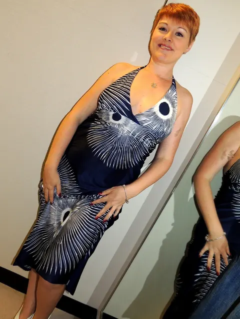 Kali Devine: Curvy Redhead MILF Sucks Cock in a Public Dressing Room – photo 8 of 17