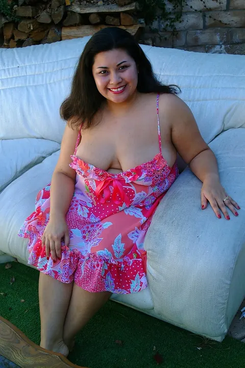 Tyung: Curvy Asian Brunette Licks Her Big Tits, Sucks and Strokes Outdoors – photo 1 of 20