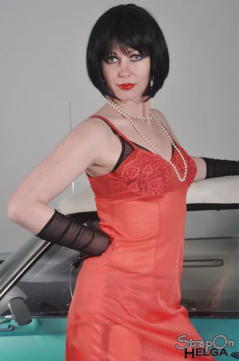 Thick Brunette MILF Masturbates with a Dildo and Strap-On in Stockings – photo 1 of 16