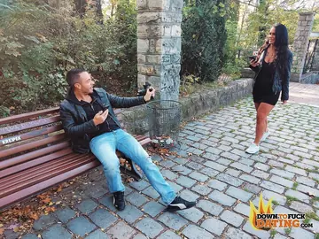 Zara Mendez – Tall Tattooed MILF Sucks and Gets Fucked on a Bench Outdoors