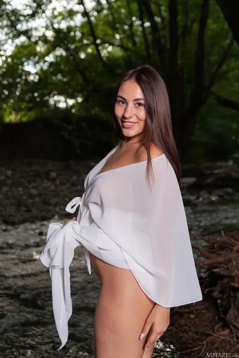 Ukrainian Brunette Strips Nude and Poses Fully Naked – photo 2 of 21