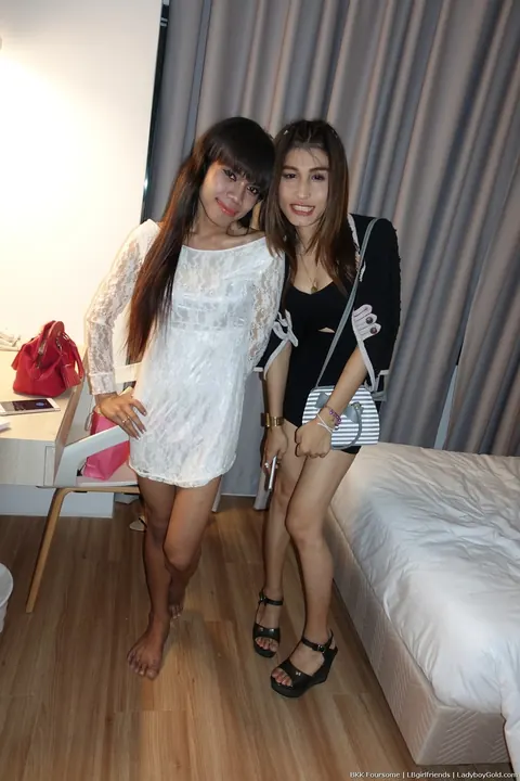 Two Slim Trans Women Fuck and Kiss – photo 17 of 17