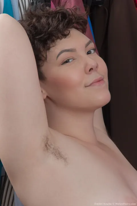 BBW Undresses and Fingers Her Hairy Pussy – photo 6 of 17