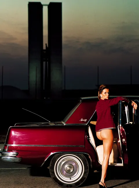 Camilla Amaral: Tall Latina in Stockings and Glasses Spreads Her Legs – photo 1 of 16