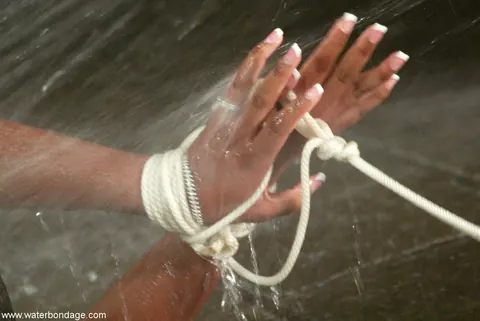 Candace Von: Curvy Ebony MILF in Water Bondage and Restraints – photo 18 of 21