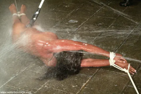 Candace Von: Curvy Ebony MILF in Water Bondage and Restraints – photo 20 of 21