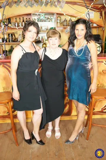 Pregnant Woman Joins Two Short-Haired Mature Women for a Lesbian Threesome