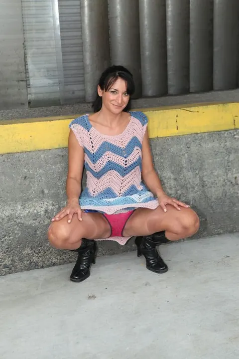 Busty Brunette MILF Strips Out of Her Lingerie and Spreads Outdoors – photo 7 of 16