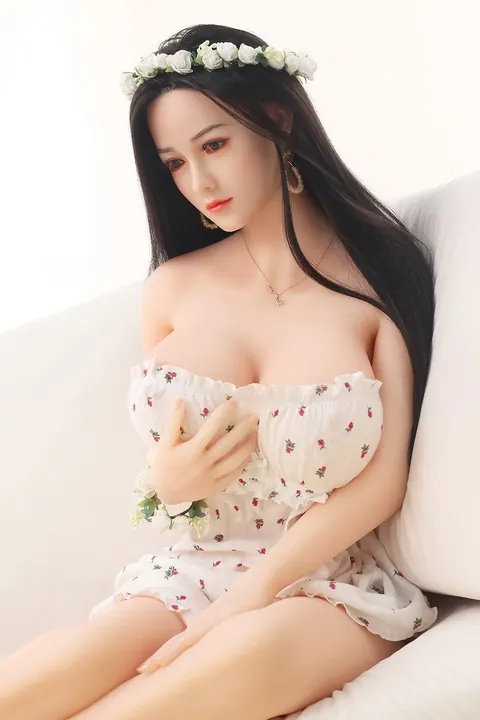 Asian Woman with Big Tits Strips Nude and Poses – photo 19 of 21